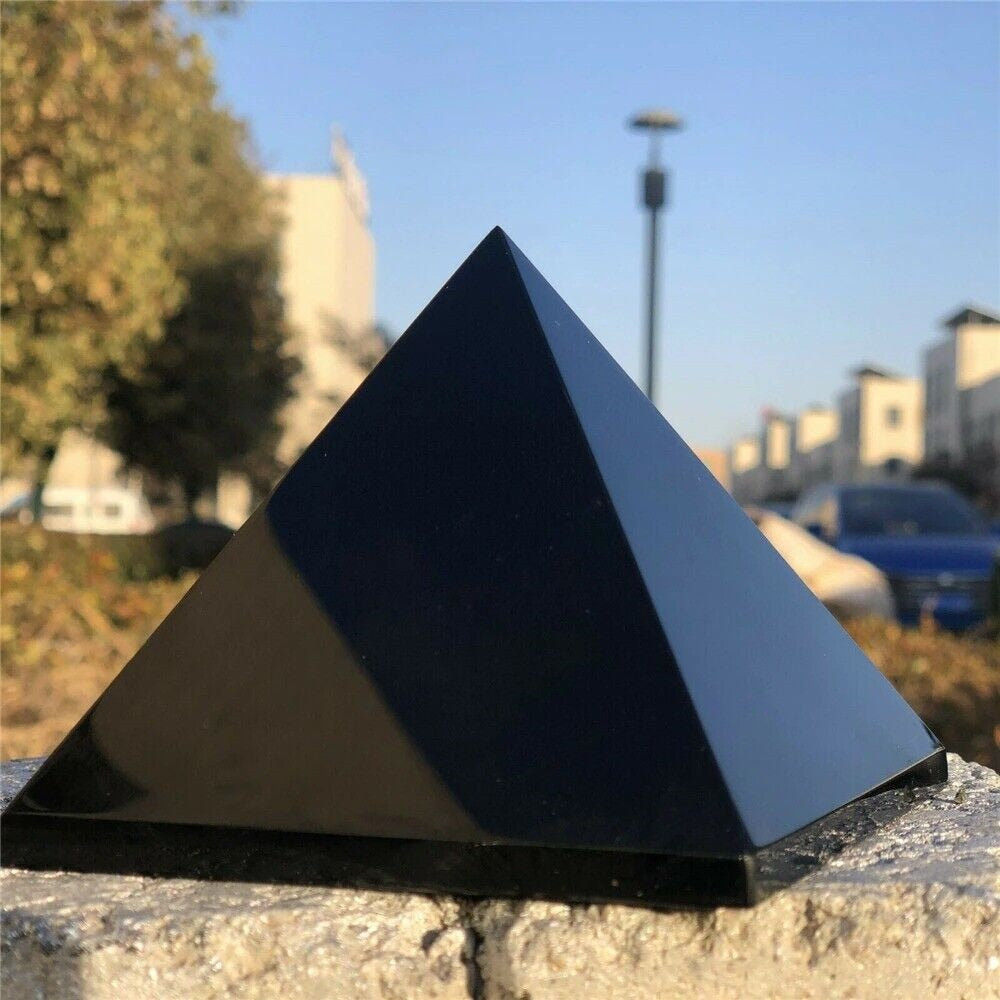 Natural Mineral Black Tourmaline Crystal Point Healing Pyramid Natural Mineral Triangled Crystal Point 4-10cm